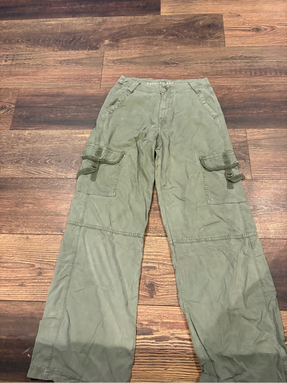 American Eagle Outfitters Olive Green Cargo Pants